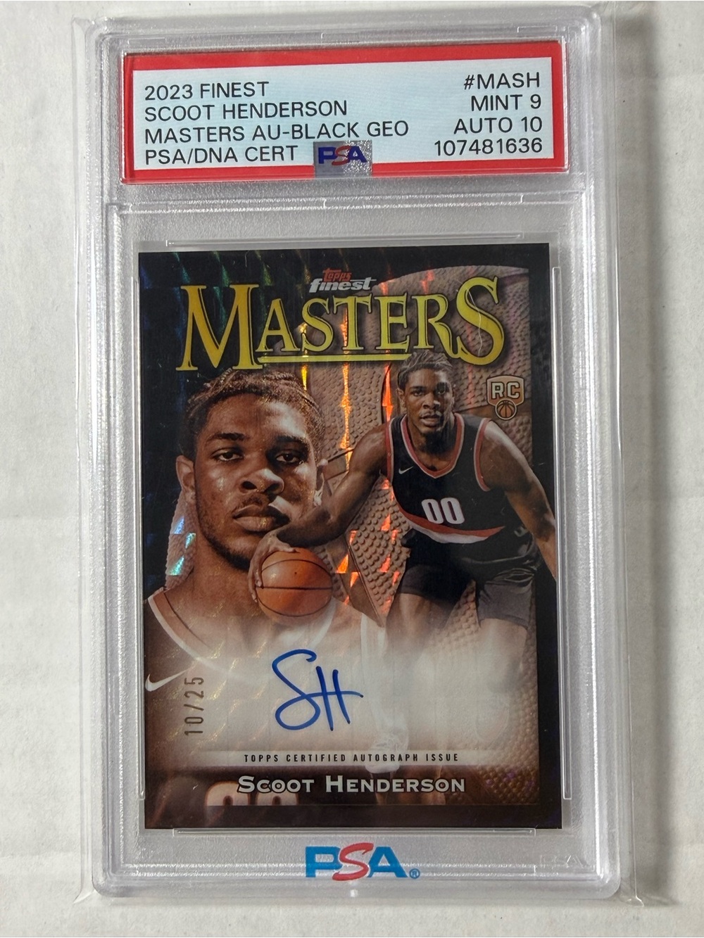 Topps Finest Scoot Henderson Rookie Masters Auto Black Geometric 10/25 PSA Cert